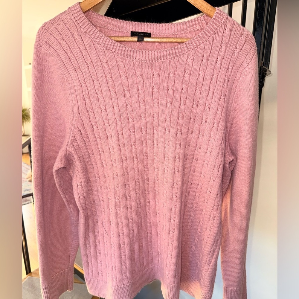 Talbots Women’s Crewneck light pink cable knit sweater  Cotton blend Size XL